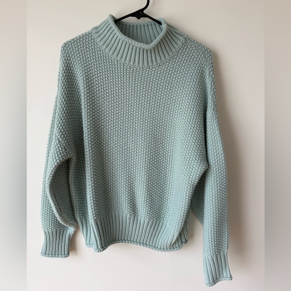 Women's Mint Green Sweater